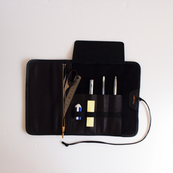 【捲軸筆盒4支筆+口袋】長筆盒可裝便簽橡皮印章鋼筆玻璃筆工具架黑色 第3張的照片