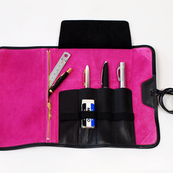 【插入4個卷筆盒+大帶口袋】筆盒也可以放便簽橡皮長款鋼筆玻璃筆牛絲絨粉紅色 第2張的照片