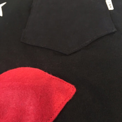 新作【ブラック】リップTシャツ☆パールネックレス付き 5枚目の画像