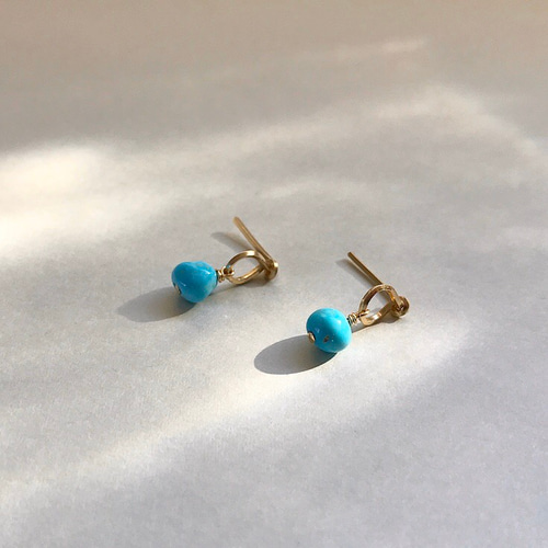 スリーピングビューティーターコイズ ミニピアス musubi 14KGF / 金具