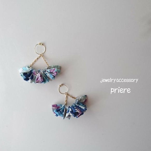 お客様感謝sale】お花生地フリルアクセサリー(ブルー)＊＊金具6種類
