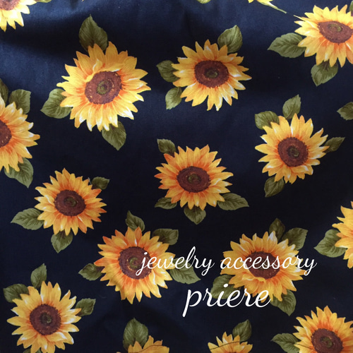 親子ペア＊キッズひまわりワンピース＊日本製(紺)(80size・90size