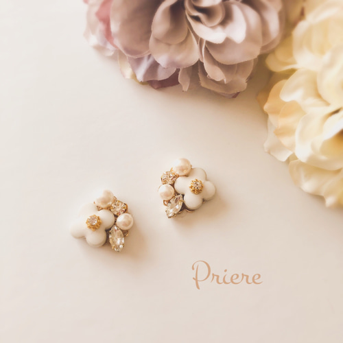 カラフルタイルお花ビジューアクセサリー＊（ホワイト）（ピアス