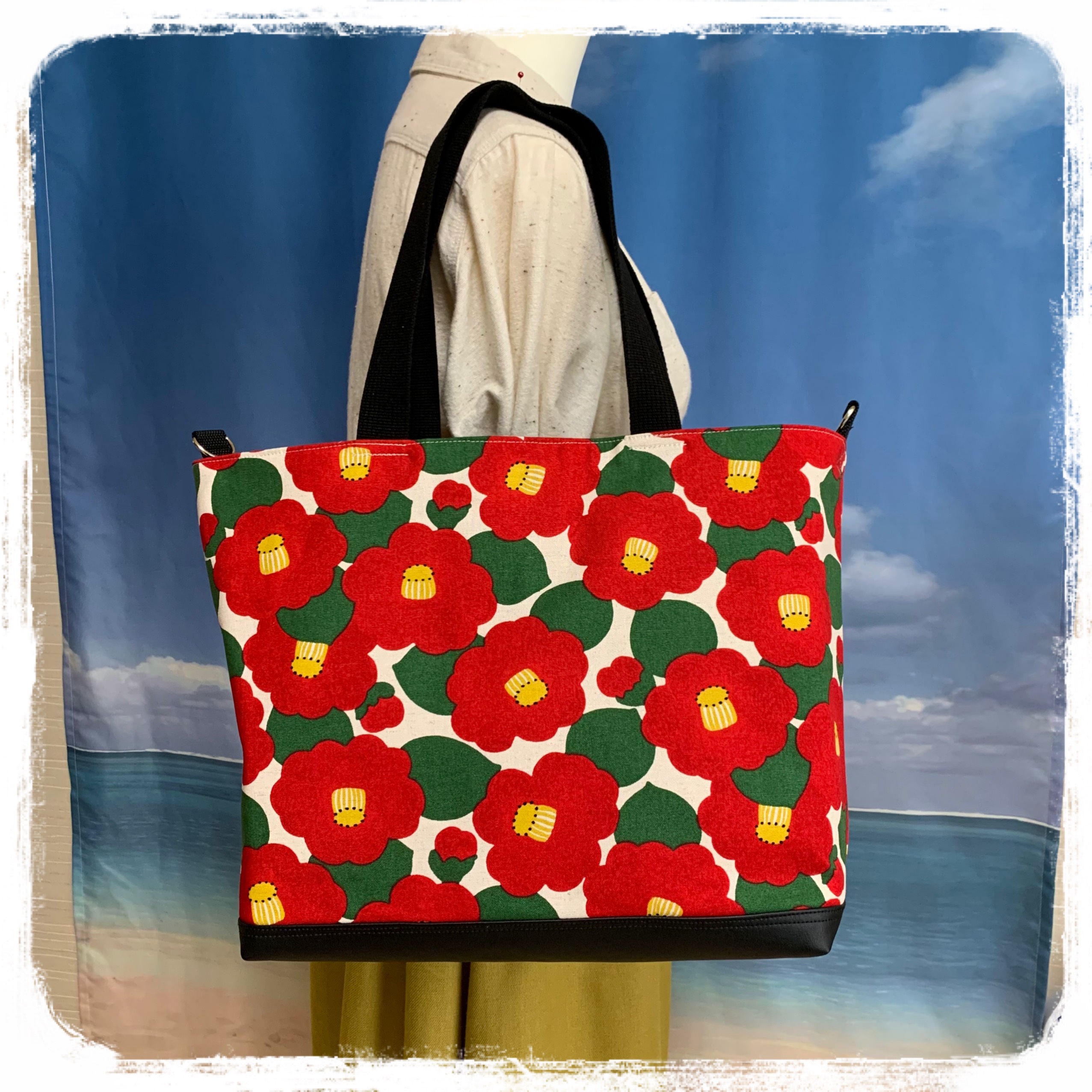 大容量 A4対応　軽量　トートバック サブバック　ランチバック　パソコンバック　ショルダー可能 北欧椿　色変更可能