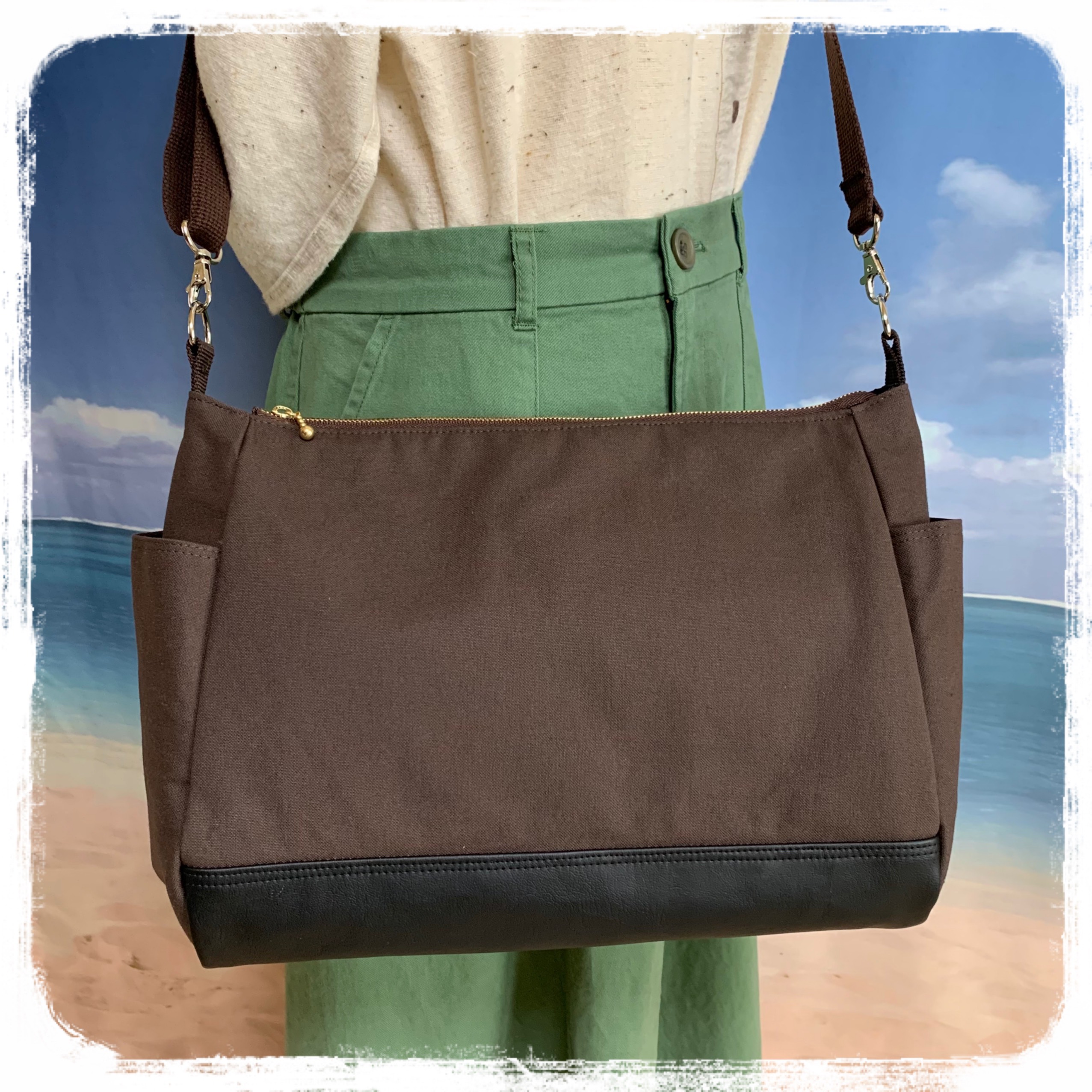 2way サイドポケットが便利な ショルダーバック ボディーバック　長さ調節可能 帆布 濃茶13番