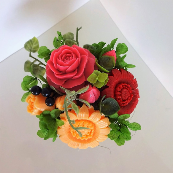 石鹸彫刻　香る花のアレンジメント 3枚目の画像