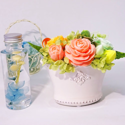 「夏限定福袋」石鹸彫刻の花アレンジメント＆ハーバリウム 1枚目の画像