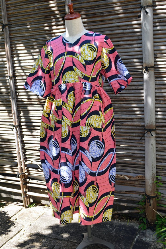 ギテンゲワンピースドレス　‐アフリカの布ギテンゲで作ったワンピース（20GOPD01） 1枚目の画像