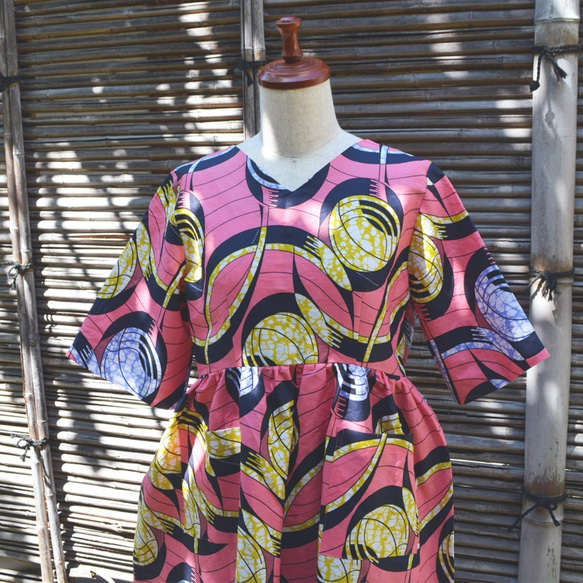 ギテンゲワンピースドレス　‐アフリカの布ギテンゲで作ったワンピース（20GOPD01） 2枚目の画像