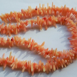珊瑚（コーラル）の小さな小さな枝とても小さな小さな枝　ピンク　1連　38㎝～40㎝ 1枚目の画像