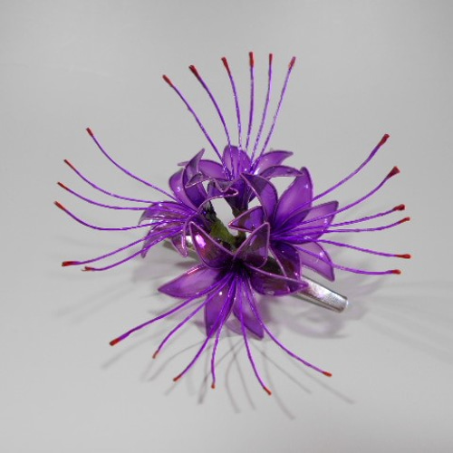 彼岸花（紫）ヘアクリップ・髪飾り ヘアクリップ・バナナ
