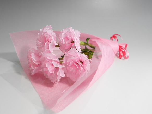 カーネーションの花束（ピンク） 1枚目の画像