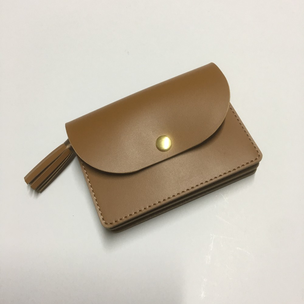 可愛い　コンパクト財布　アコーデオン　大容量　キャメル　ミニ財布　タッセル