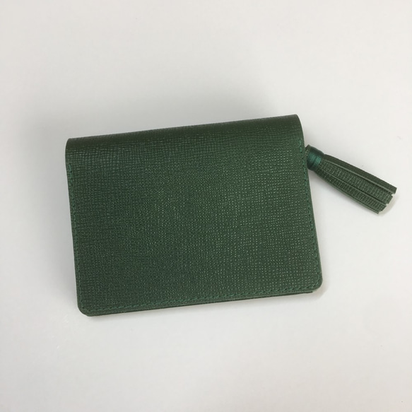 コンパクト財布なのに大容量　アコーデオン　財布　タッセル　牛革　グリーン6型押し 3枚目の画像
