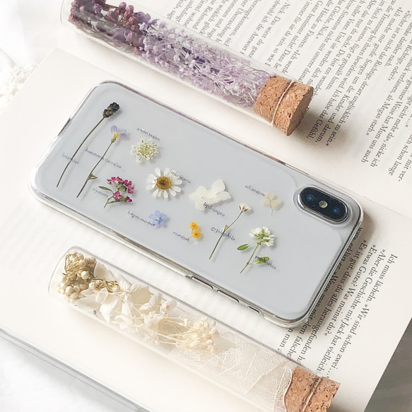 book - 植物標本のような押し花スマホケース 2枚目の画像