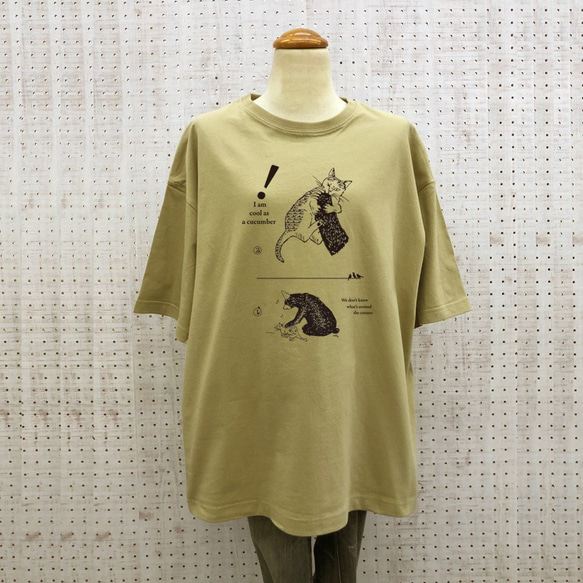 猫と熊  ビッグシルエットTシャツ カーキ 4枚目の画像