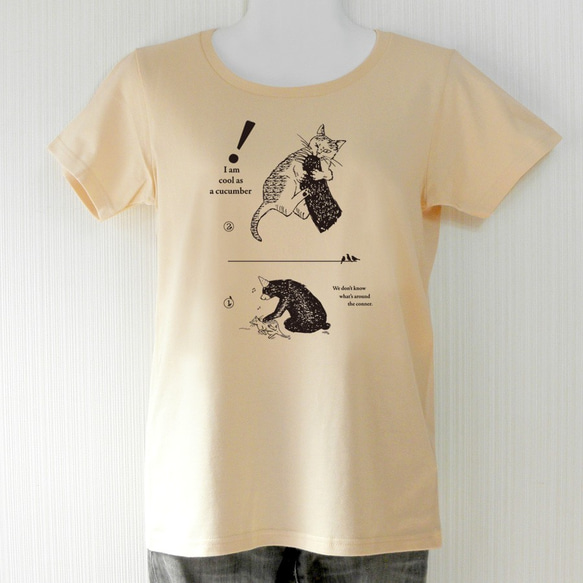 猫と熊 半袖Tシャツ ナチュラルベージュ（インク：黒） 2枚目の画像