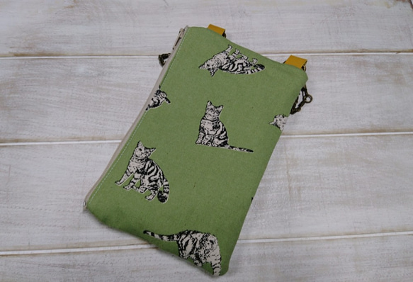 グリーン手描き風の猫の携帯電話用ポケット/ハッチバックパケット 5枚目の画像