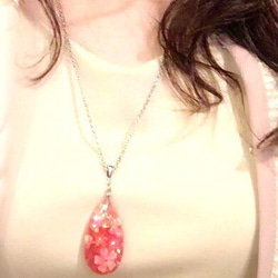 60㎝ロングチェーンタイプ　桜のbeautyオルゴナイトペンダント 2枚目の画像