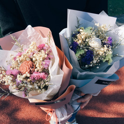 【好花】永恆友情 玫瑰乾燥花束 韓國進口包裝紙 情人節花束 畢業花束 母親節花束(M)一只 第1張的照片