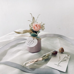 【好花】不凋玫瑰花瓶 試管花精緻禮盒 情人節花束 情人節禮物 第7張的照片