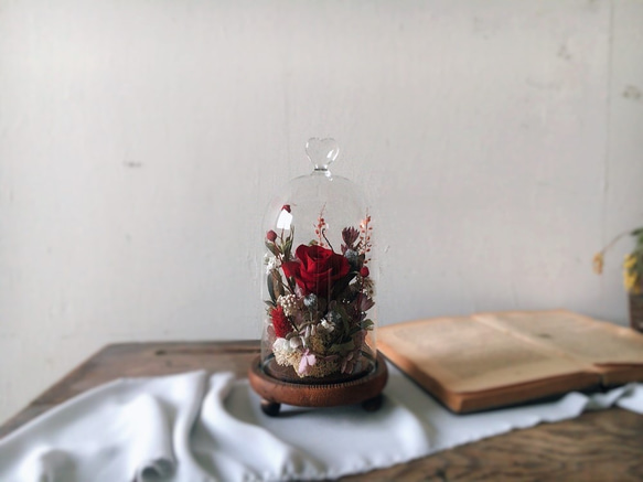 【好花】紅玫瑰不凋玻璃花盅 情人節禮物 乾燥花 母親節 開幕花禮 第2張的照片