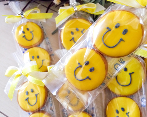にっこりニコちゃんクッキー クッキー sucre cresia 通販