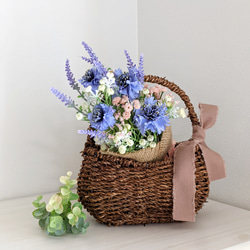 母の日プレゼント~晴れやかで爽やか♡矢車草とラベンダーのBlue Bouquet & パニエ 6枚目の画像