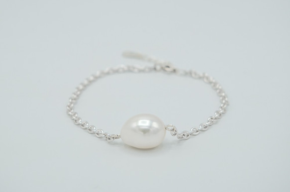 ♔ UMICHEN ♔ 優雅的珍珠手鍊 純銀手鍊 pearl silver Bracelet . 第8張的照片