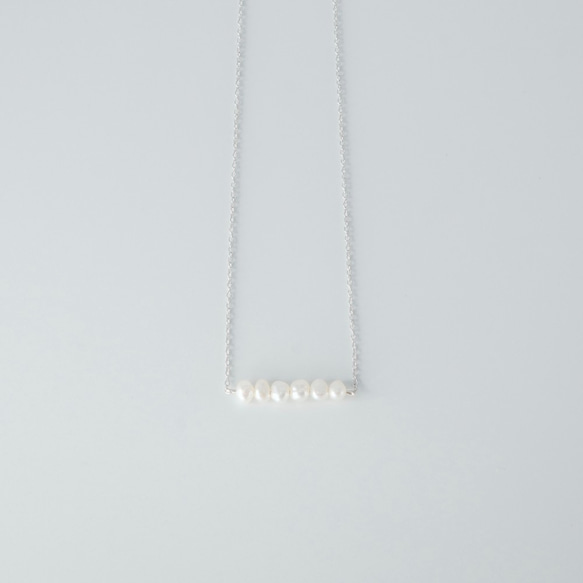 ♔ UMICHEN ♔ 白珍珠排鏈小鎖骨鏈 pearls. silver Necklace . 第1張的照片