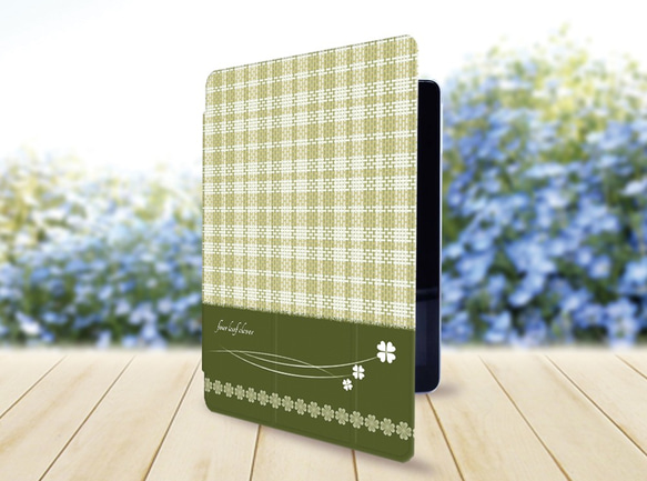 【クローバー】手帳型iPadケース（片面印刷/カメラ穴あり/はめ込みタイプ）オートスリープ対応 2枚目の画像