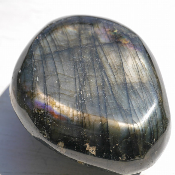 SALE✨天然石約114g ピンクレインボーシラーラブラドライト約57×厚29mm[lb-200808-02] 2枚目の画像