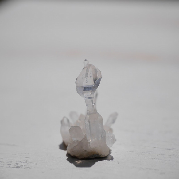 天然石セプタークォーツ(メキシコ チワワ州産)約1.1g幅約18mm王笏水晶ミニクラスター[spq-200812-06] 3枚目の画像