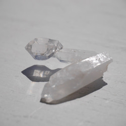 天然石セプタークォーツ(メキシコ チワワ州産)約1.8g幅約24mm王笏水晶ミニクラスター[spq-200812-09] 8枚目の画像