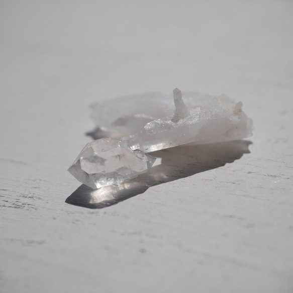 天然石セプタークォーツ(メキシコ チワワ州産)約1.8g幅約24mm王笏水晶ミニクラスター[spq-200812-09] 9枚目の画像