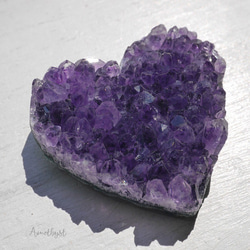 天然石アメジスト(ブラジル産)約26g約43×39mm ハート型クラスター原石紫水晶[amh-200929-02] 1枚目の画像