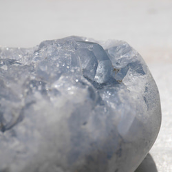 天然石 約165g約54mmセレスタイト(マダガスカル産)ハート型半球原石結晶ぎっしり天青石[ce-201005-03] 6枚目の画像