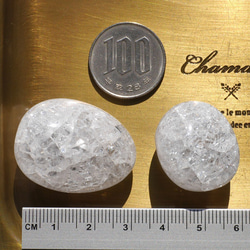 天然石2個セット合計約38gクラックレインボー水晶(ブラジル産)爆裂水晶タンブル磨き石[crq-201108-01] 4枚目の画像