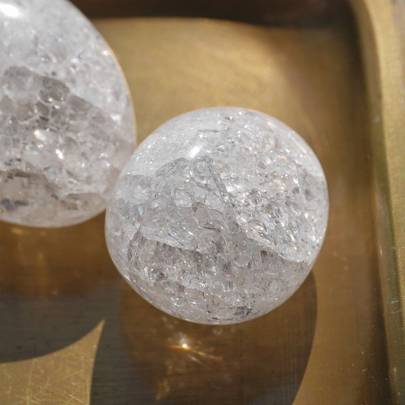 天然石2個セット合計約38gクラックレインボー水晶(ブラジル産)爆裂水晶タンブル磨き石[crq-201108-01] 8枚目の画像