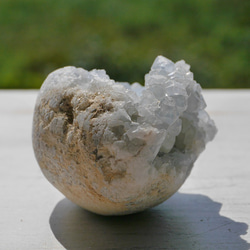 天然石 約113g約51mmセレスタイト(マダガスカル産)たまご型半球原石結晶ぎっしり天青石[ce-201224-02] 9枚目の画像