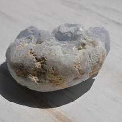 天然石 約71g約50mmセレスタイト(マダガスカル産)たまご型半球原石結晶ぎっしり天青石[ce-210510-02] 9枚目の画像