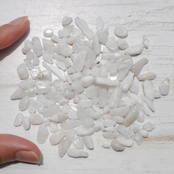天然石ホワイトムーンストーン(インド産)約35g詰合せ約4～16mm穴なしさざれ石6月誕生石[sa-210713-01] 6枚目の画像