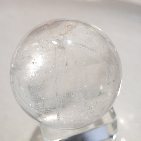 天然石 約54g直径約34mm水晶丸玉(ブラジル産)クリスタルつやつや鉱物テラリウム素材[rq-210807-04] 9枚目の画像