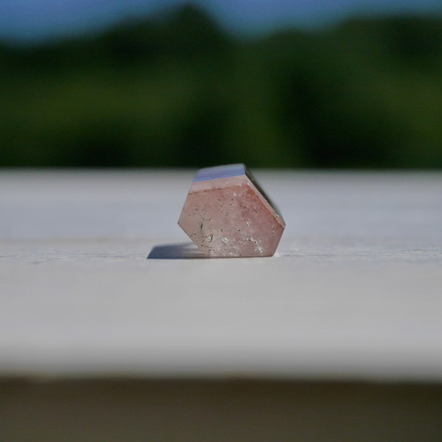 dZi ジービズ 西蔵 仏六眼天珠と『赤富士』レッドファントム水晶 レッドファントムクォーツ | 赤富士水晶 15mm - 高品質天然石の