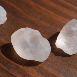天然石 ボリビア産インカクリスタル ロッククリスタル 大きめ３個セット 水晶 素材[sa-150811-04] 3枚目の画像