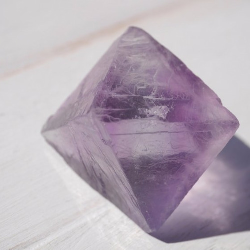 天然石 透明感あり♪フローライト(蛍石)八面体結晶原石 約26g