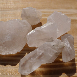 天然石ヒマラヤ水晶 小さめ詰め合わせ 約36〜38g 原石結晶ラフロック鉱物鉱石クォーツ素材[ro-160113-02] 3枚目の画像
