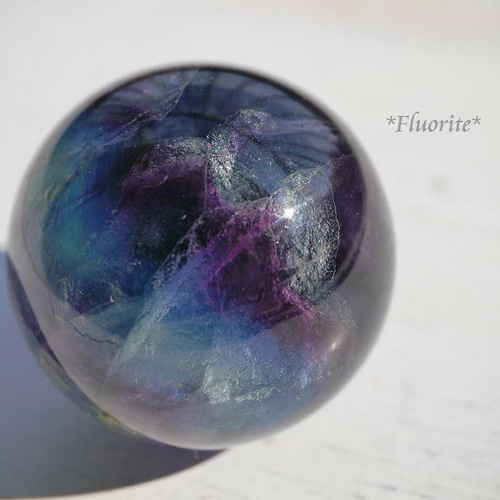ブルーフローライト スフィア 4㎝ フローライト 透明度 虹 ブルー