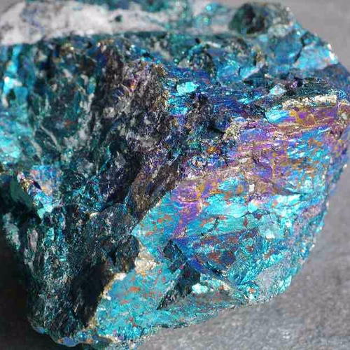 天然石チャルコパイライト(黄銅鉱)ペルー産 約90g 約52mm 結晶原石