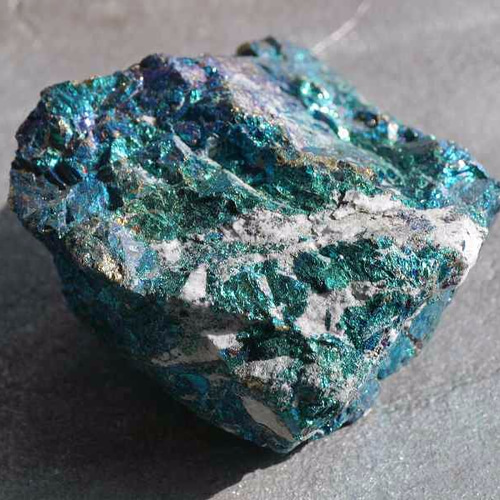 天然石チャルコパイライト(黄銅鉱)ペルー産 約90g 約52mm 結晶原石